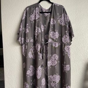 2X Maurices Grey Kimono with Purple Floral Print